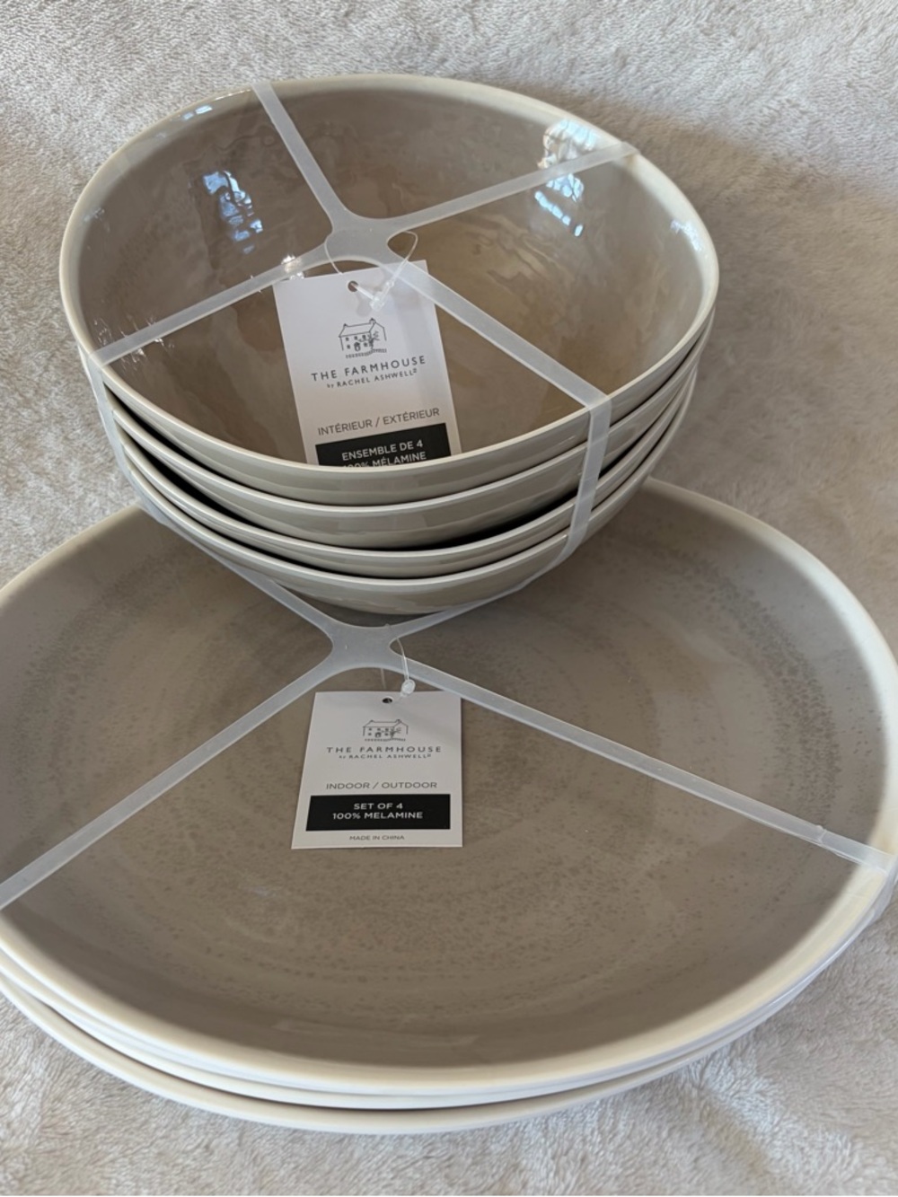 NWT The Farmhouse by Rachel Ashwell Beige Melamine Dinner & Salad Plates S/8